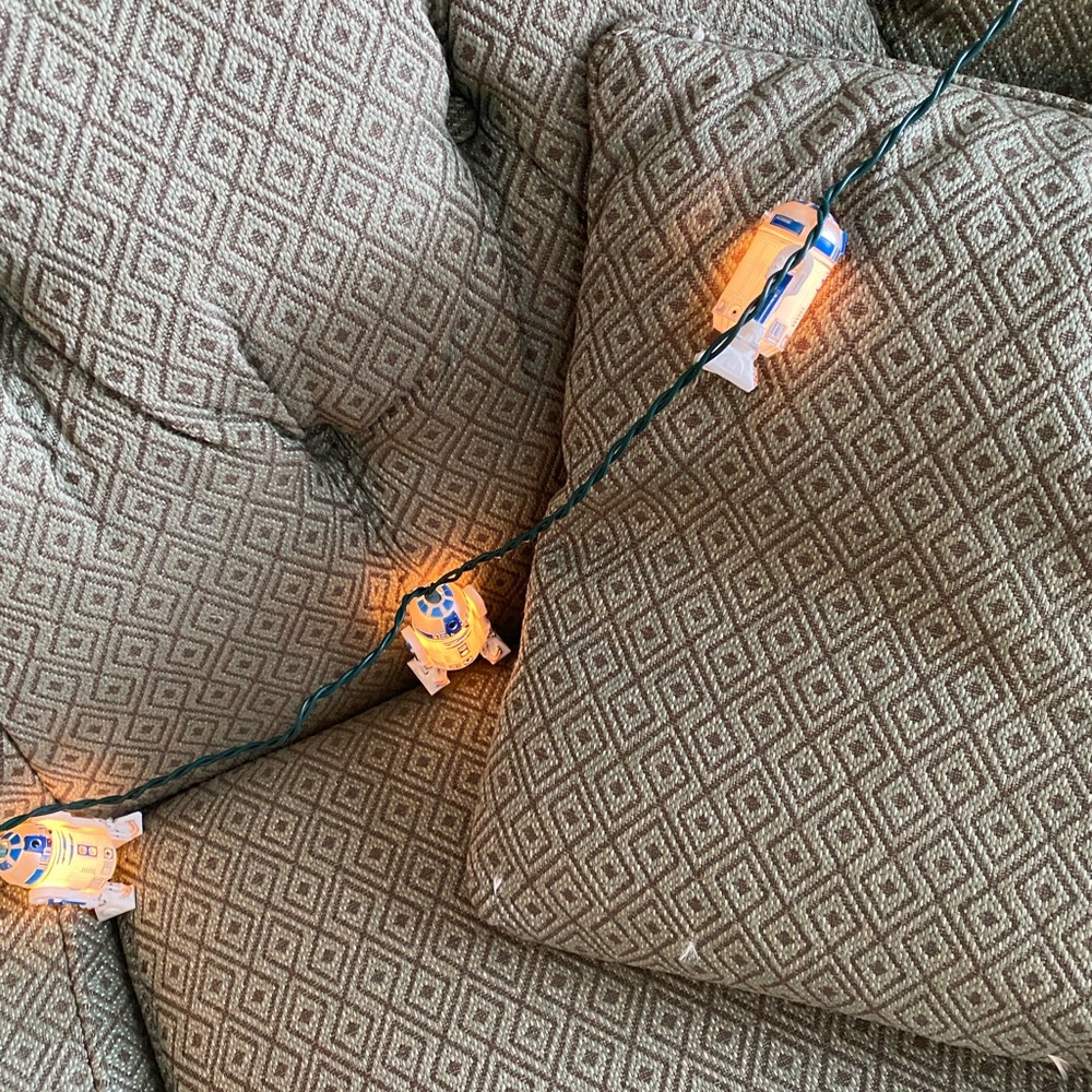 R2-D2 String lights - Picture 7 of 9